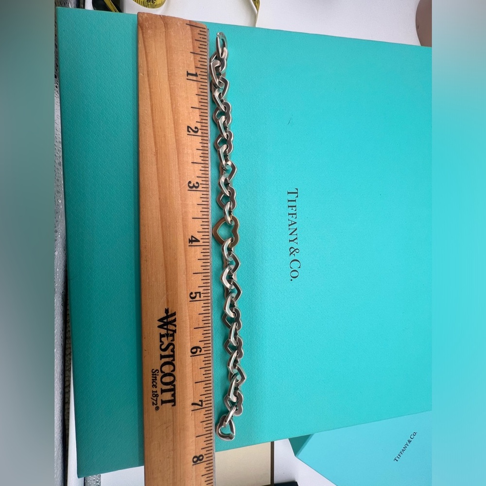 🔴Authentic Tiffany & Co Retired Vintage Multi HeartsSilver& Gold Heart Bracelet🔴 - Picture 9 of 10